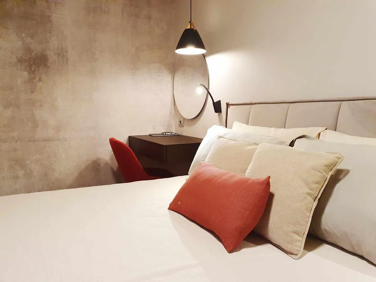 New Ana Design City Center Apartments 普拉